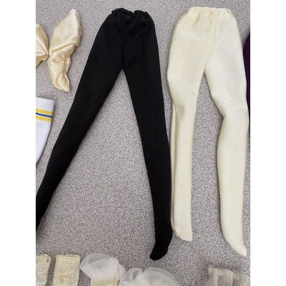 Vintage Barbie Lot Tights, Sheer & Opaque, Socks, Leg Warmers, Fingerless Gloves - Picture 11 of 11